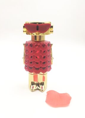 Paco-Rabanne-fame-in-Love